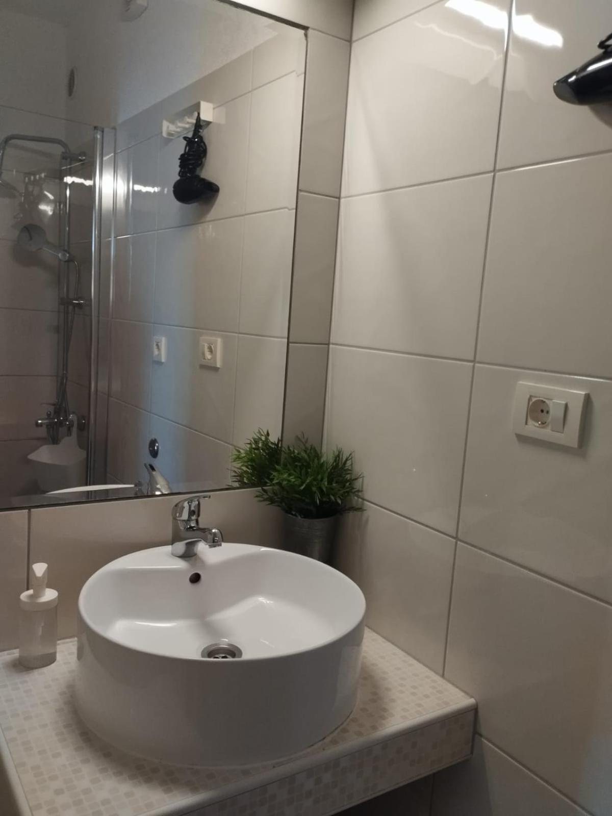 Apartments Lucia Паг Екстериор снимка
