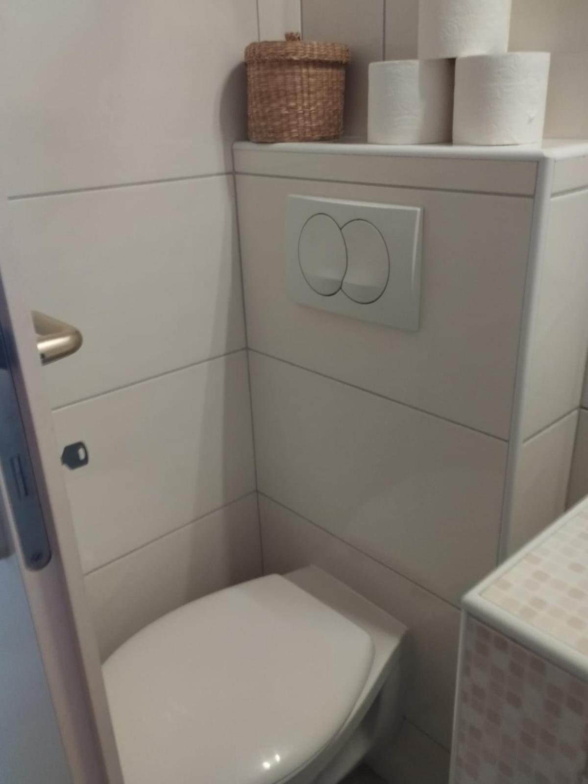 Apartments Lucia Паг Екстериор снимка