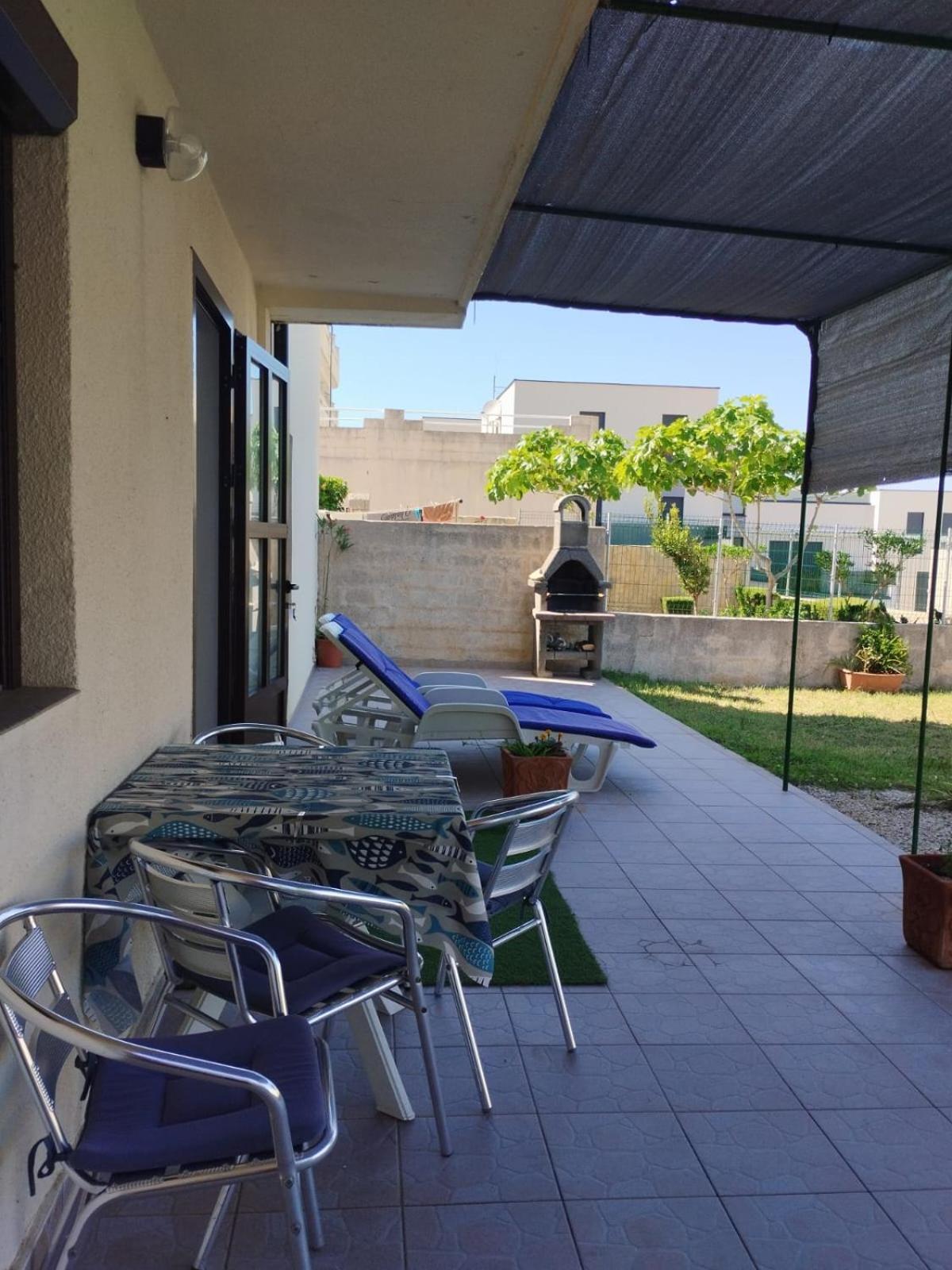 Apartments Lucia Паг Екстериор снимка